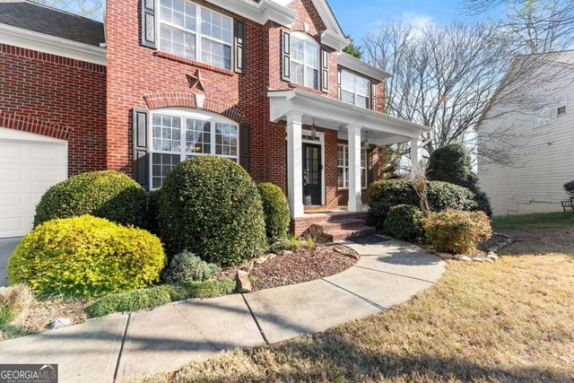 1000 Island Bluff Lane, Buford, GA 30518