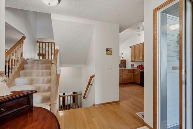 3683 Widgeon Way, Eagan, MN 55123