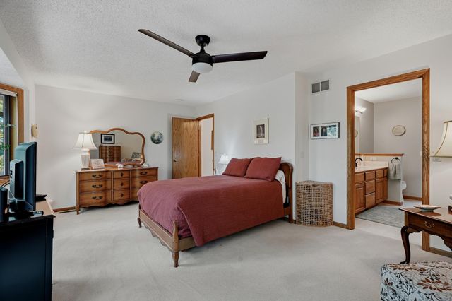 3683 Widgeon Way, Eagan, MN 55123