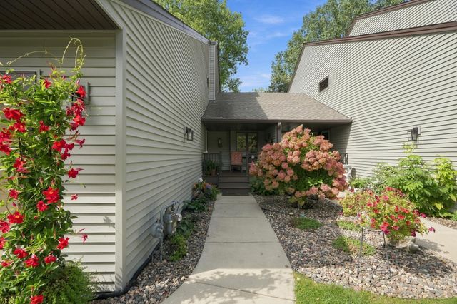 3683 Widgeon Way, Eagan, MN 55123