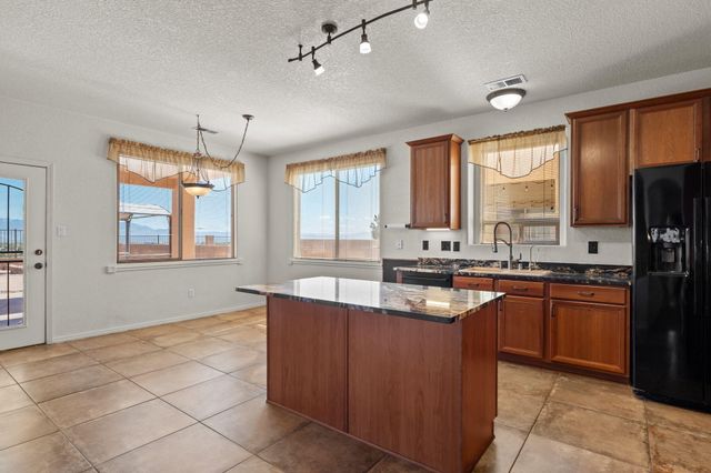 10456 BORREGO CREEK Drive NW, Albuquerque, NM 87114