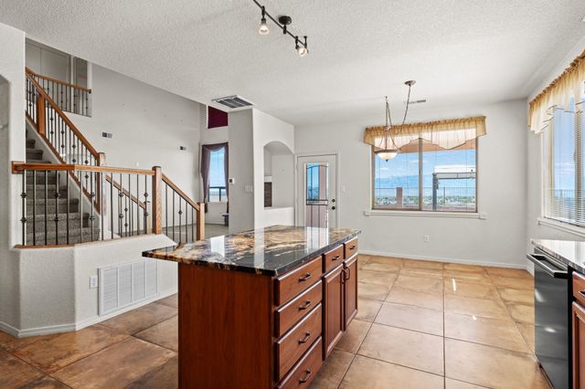 10456 BORREGO CREEK Drive NW, Albuquerque, NM 87114