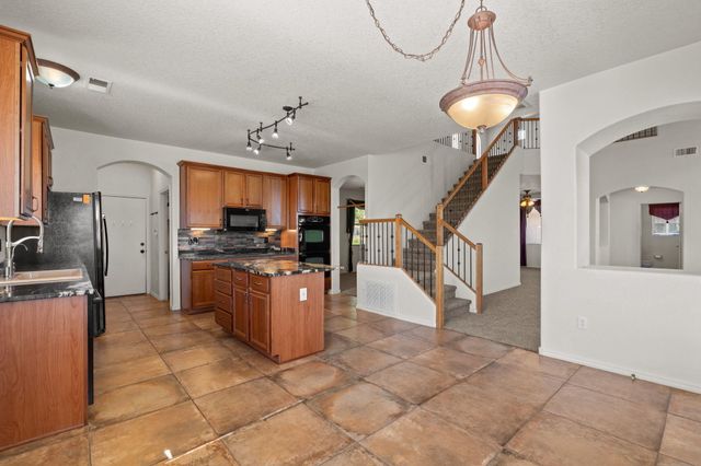 10456 BORREGO CREEK Drive NW, Albuquerque, NM 87114