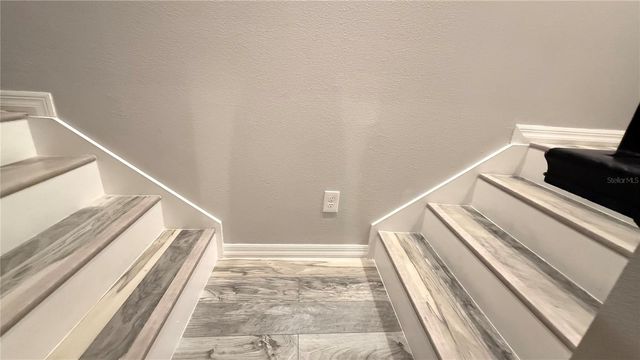 2384 SEDGE GRASS WAY, Orlando, FL 32824
