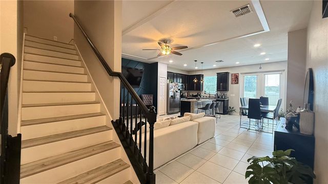 2384 SEDGE GRASS WAY, Orlando, FL 32824