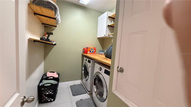 2384 SEDGE GRASS WAY, Orlando, FL 32824