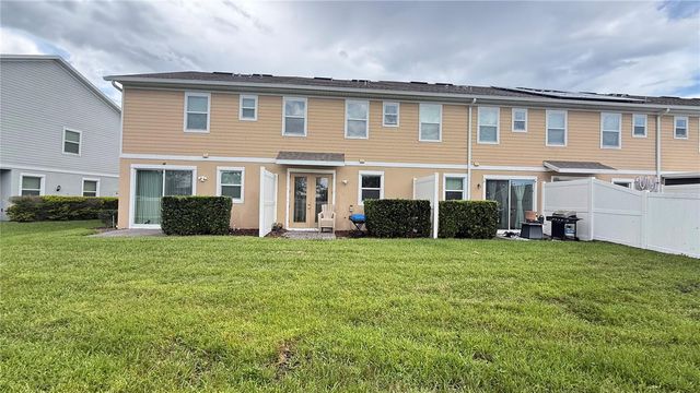 2384 SEDGE GRASS WAY, Orlando, FL 32824
