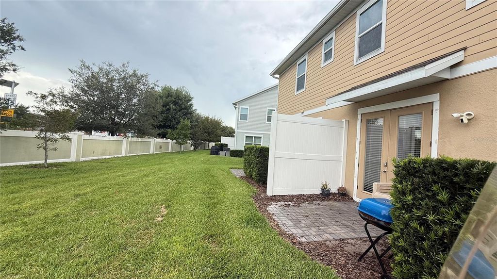 Image 45 of property listing at 2384 SEDGE GRASS WAY, Orlando, FL 32824