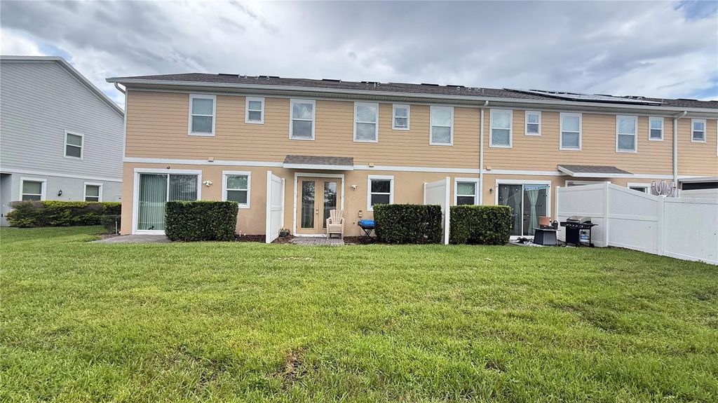 Image 47 of property listing at 2384 SEDGE GRASS WAY, Orlando, FL 32824