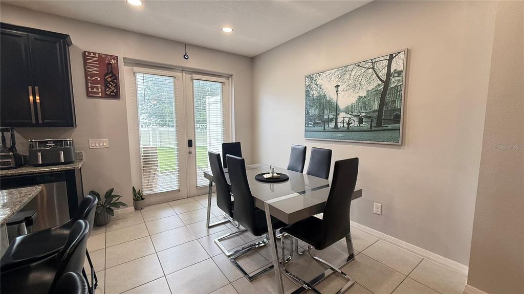 Image 7 of property listing at 2384 SEDGE GRASS WAY, Orlando, FL 32824