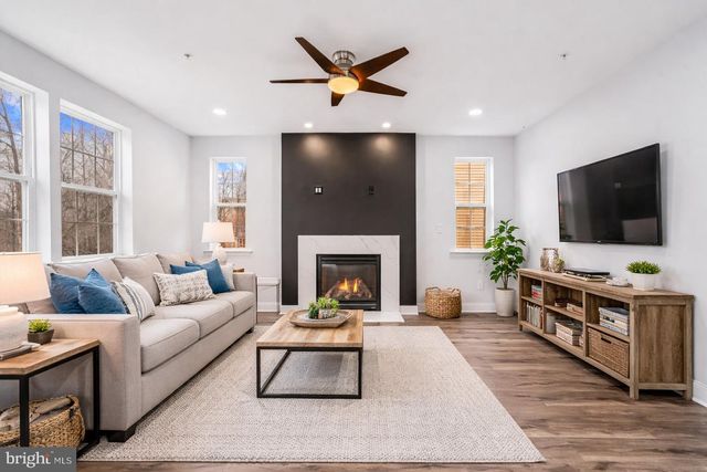 9785 LEIGHLAND CT, Waldorf, MD 20603