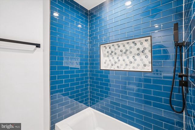 9785 LEIGHLAND CT, Waldorf, MD 20603