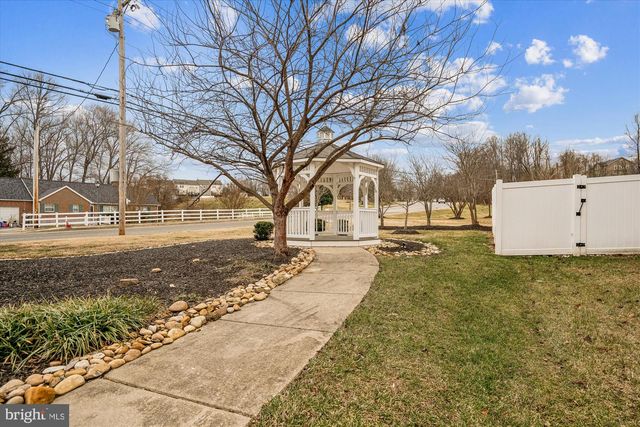 9785 LEIGHLAND CT, Waldorf, MD 20603