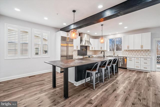 9785 LEIGHLAND CT, Waldorf, MD 20603