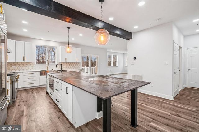 9785 LEIGHLAND CT, Waldorf, MD 20603