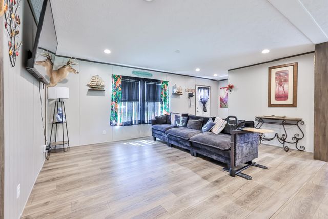 501 N Green Sea Rd., Loris, SC 29569