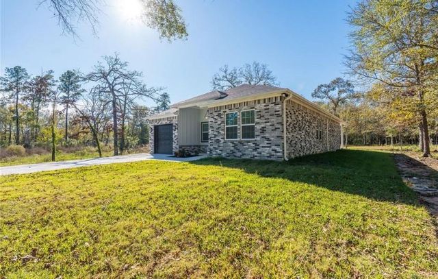 164 County Road 3370, Cleveland, TX 77327