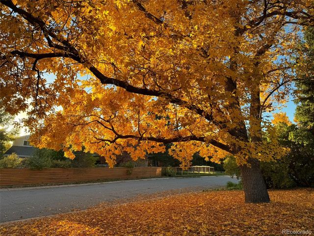 7302 Island Circle, Boulder, CO 80301