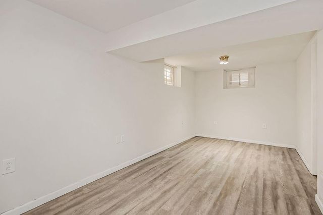 5545 N Woodland Avenue, Kansas City, MO 64118