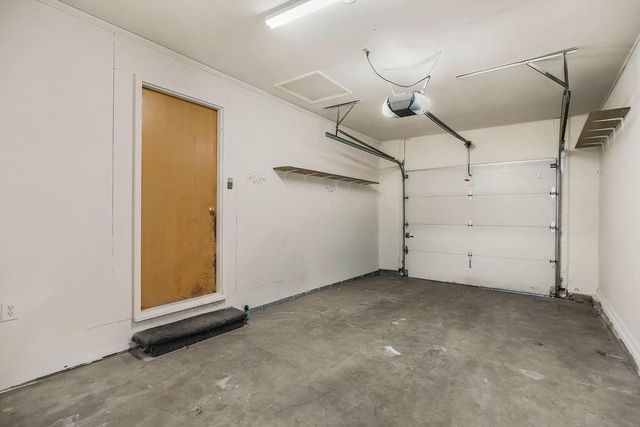 5545 N Woodland Avenue, Kansas City, MO 64118