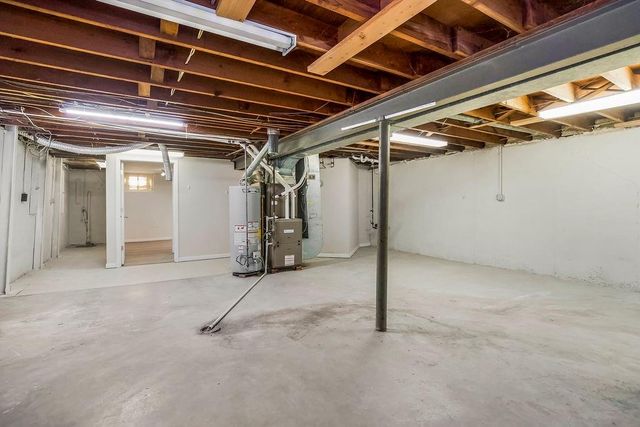 5545 N Woodland Avenue, Kansas City, MO 64118