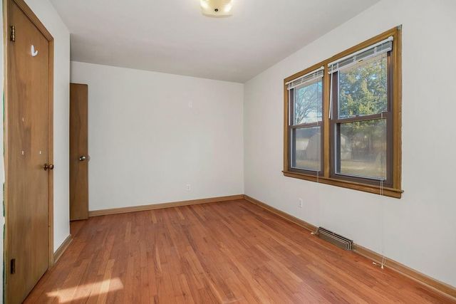 5545 N Woodland Avenue, Kansas City, MO 64118