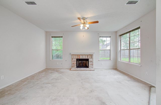 7107 Trimstone Drive, Pasadena, TX 77505