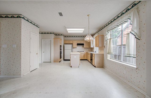 7107 Trimstone Drive, Pasadena, TX 77505