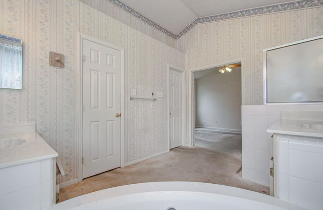 7107 Trimstone Drive, Pasadena, TX 77505