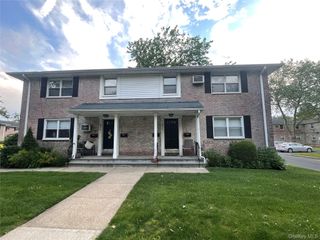 81-14 Langdale Street 249B, New Hyde Park, NY 11040
