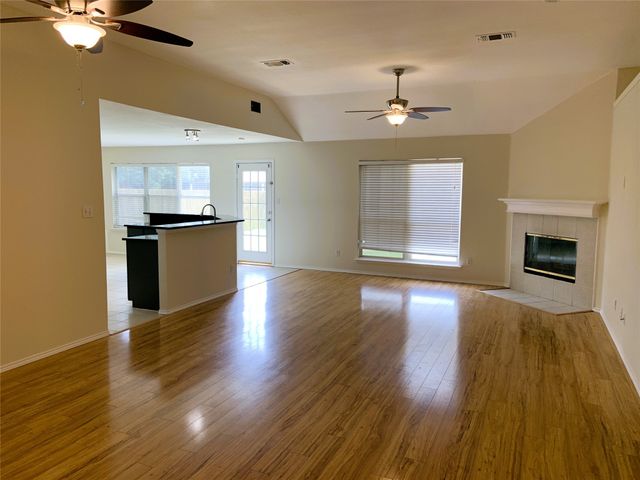 1021 Caleb Street, Burleson, TX 76028