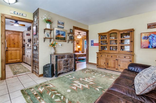 37 Regents Park, Bedford, TX 76022