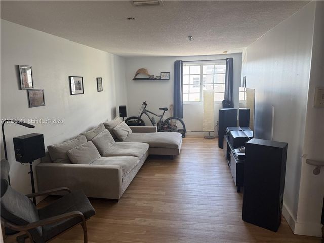 12015 SW 14 Street 301C, Miami, FL 33184