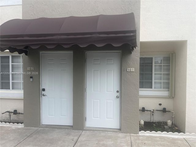 12015 SW 14 Street 301C, Miami, FL 33184