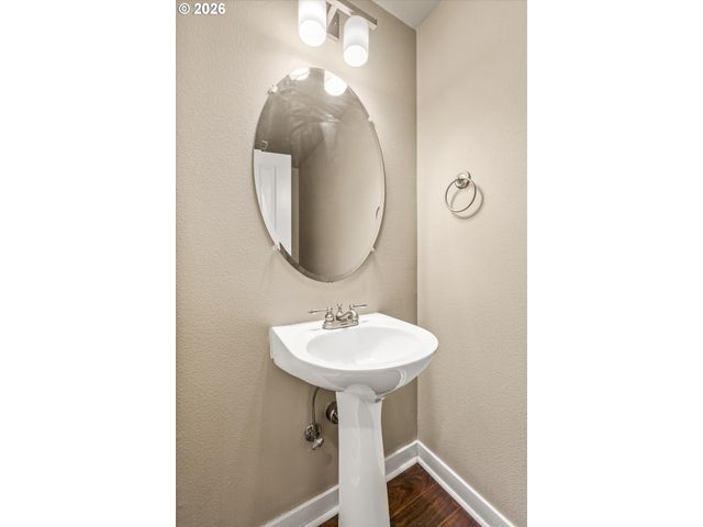 11275 Se AQUILA St, Happy Valley, OR 97086