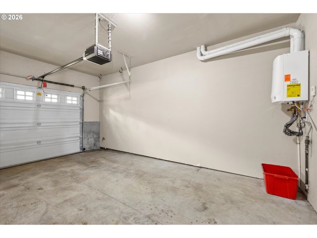 11275 Se AQUILA St, Happy Valley, OR 97086