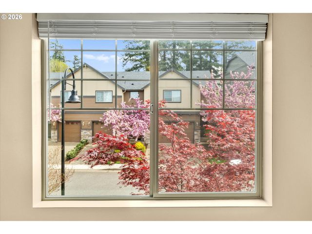 11275 Se AQUILA St, Happy Valley, OR 97086