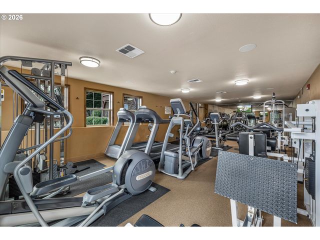 11275 Se AQUILA St, Happy Valley, OR 97086