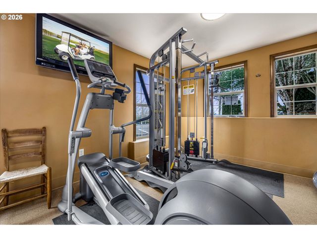 11275 Se AQUILA St, Happy Valley, OR 97086