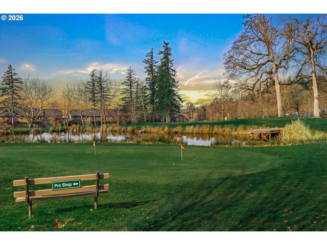 11275 Se AQUILA St, Happy Valley, OR 97086