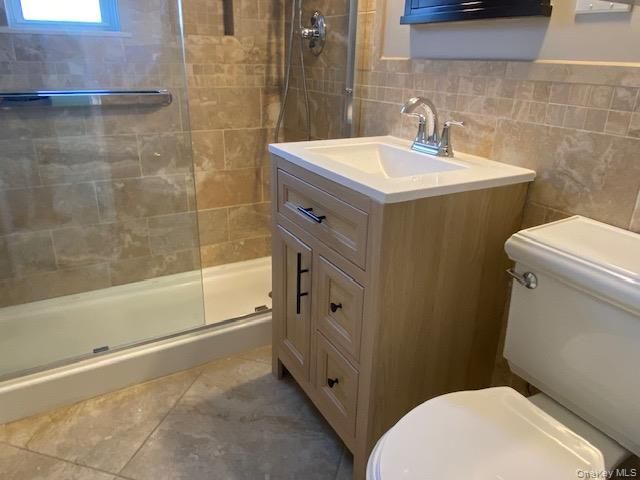 72-59 Little Neck Parkway H-1, Glen Oaks, NY 11004