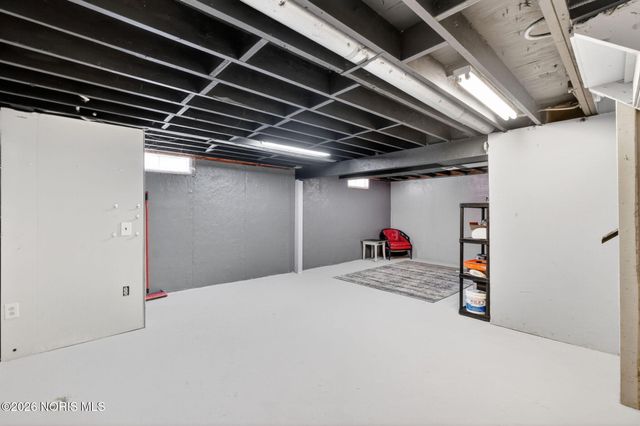 1945 Grimes Golden Drive, Toledo, OH 43611