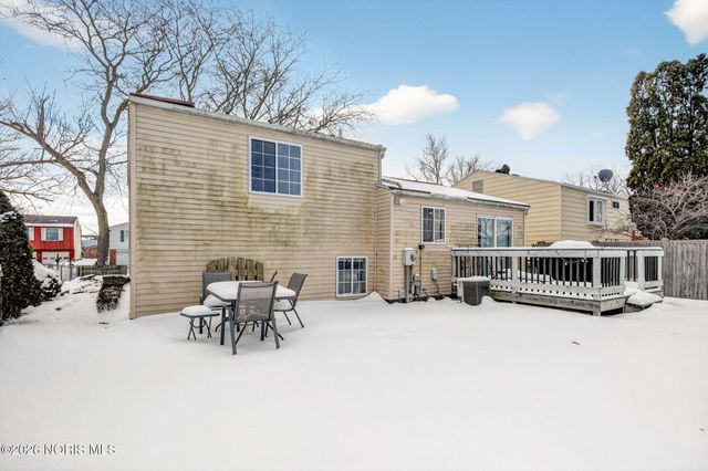 1945 Grimes Golden Drive, Toledo, OH 43611