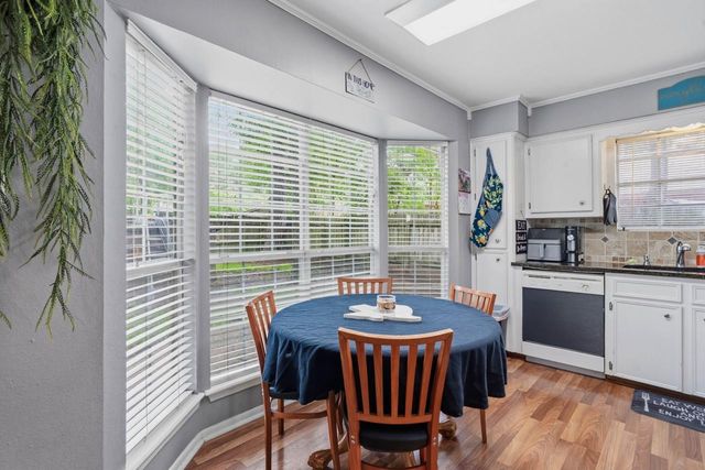 3007 Brook Drive, Huntsville, TX 77340