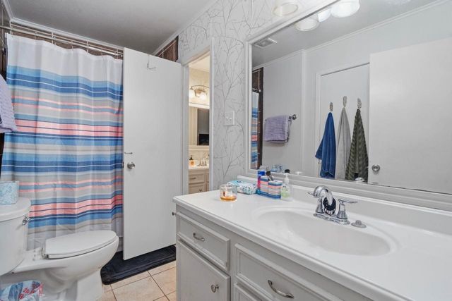 3007 Brook Drive, Huntsville, TX 77340