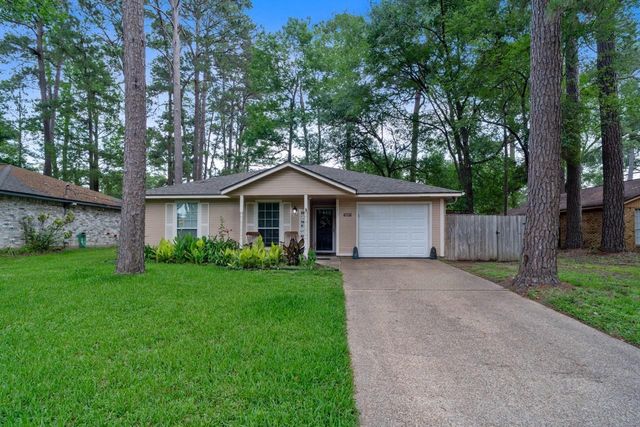 3007 Brook Drive, Huntsville, TX 77340