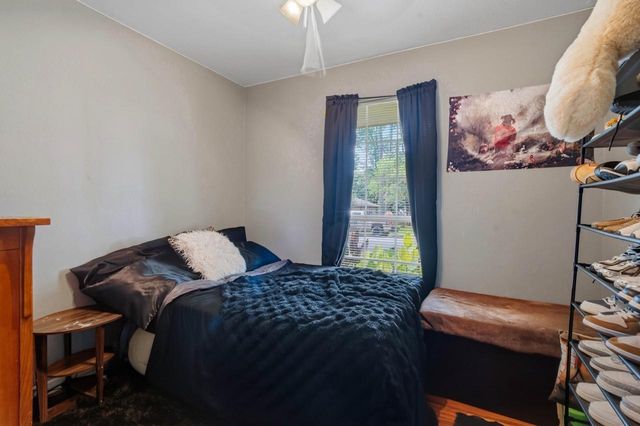 3007 Brook Drive, Huntsville, TX 77340