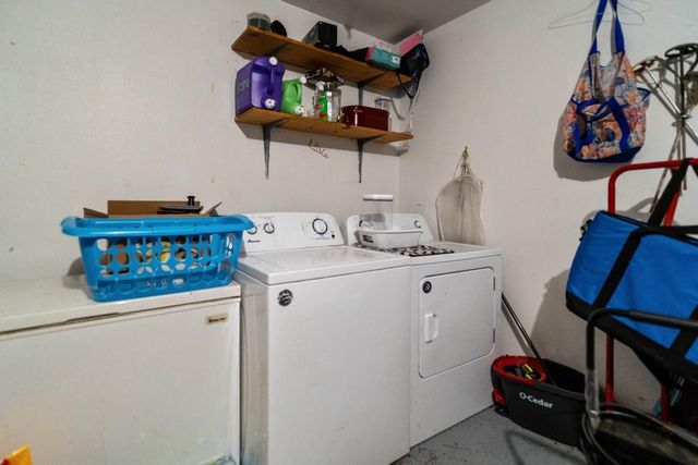 3007 Brook Drive, Huntsville, TX 77340