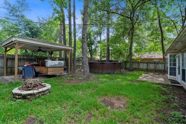 3007 Brook Drive, Huntsville, TX 77340