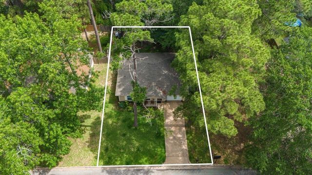 3007 Brook Drive, Huntsville, TX 77340
